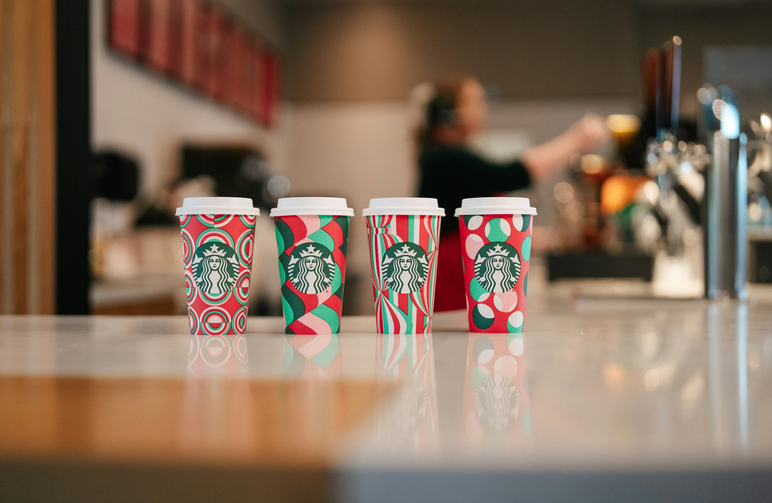 The Starbucks Holiday Drinks Are Back & I *Need* The New Merry-Cran Refresher